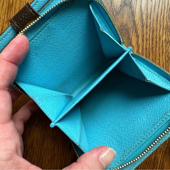 Louis Vuitton Monogram Groom Compact Zip Wallet (w/ COA) - Picture 8 of 13